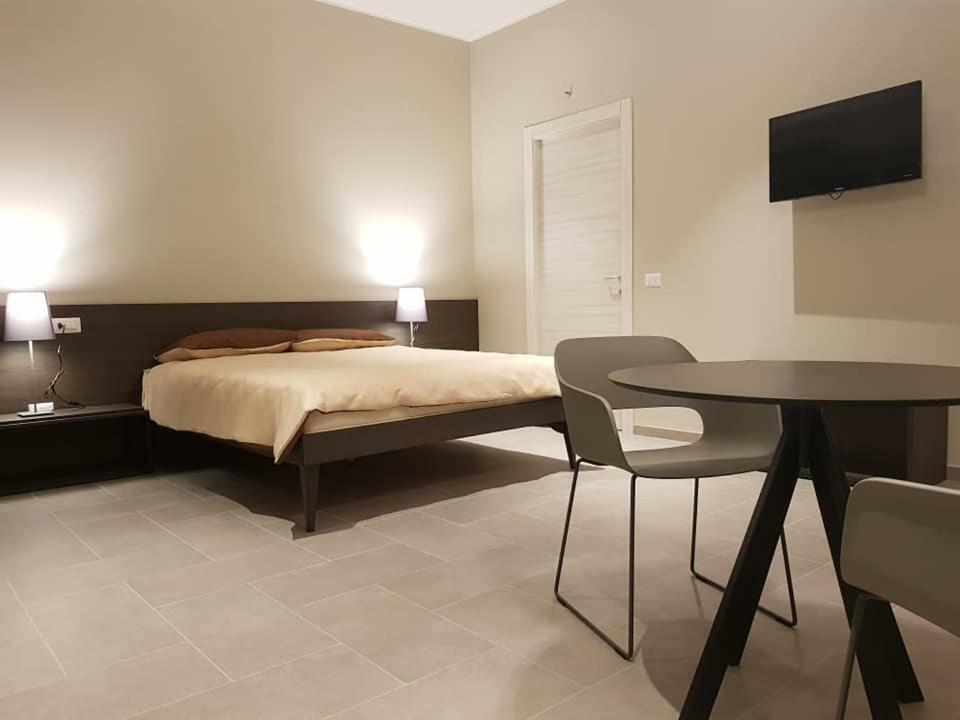 Area 19 Aparthotel กาตันซาโร ภายนอก รูปภาพ