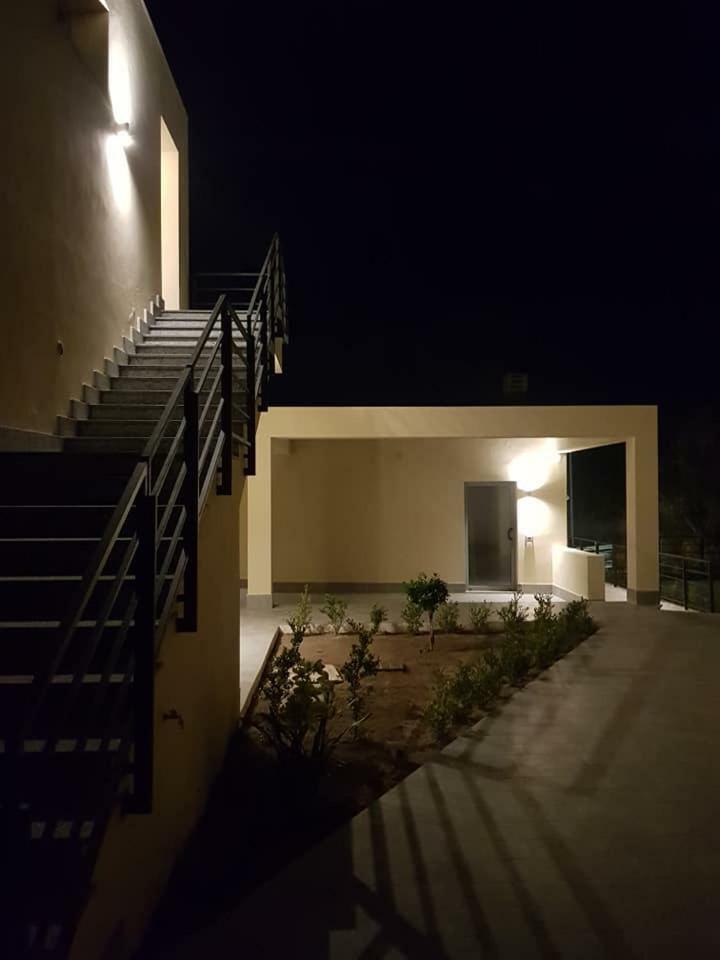 Area 19 Aparthotel กาตันซาโร ภายนอก รูปภาพ