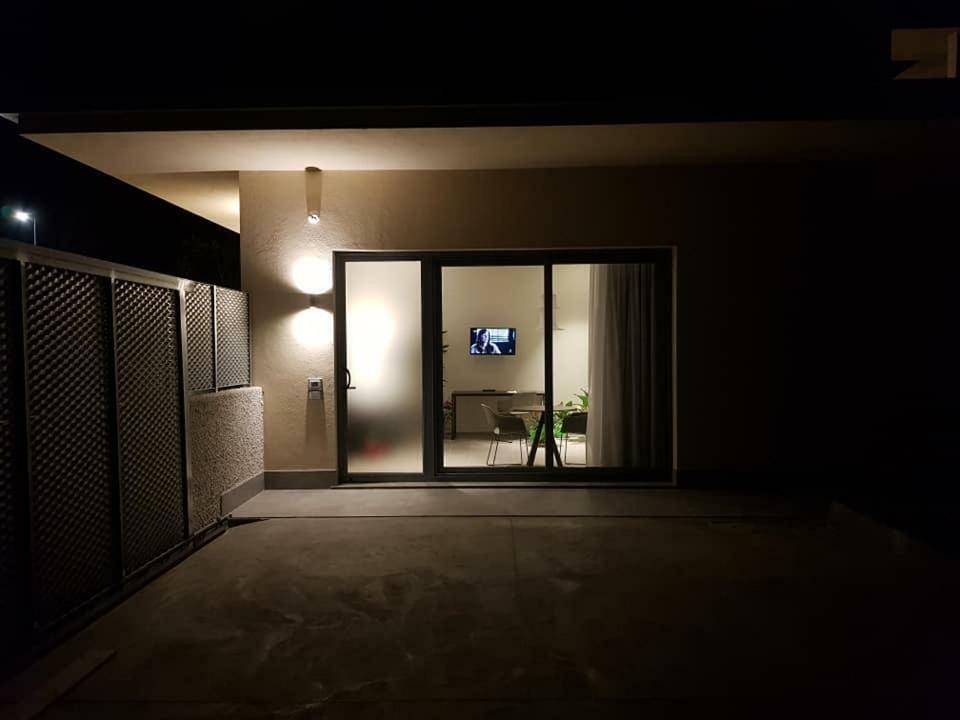 Area 19 Aparthotel กาตันซาโร ภายนอก รูปภาพ